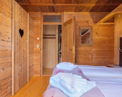 Toàn bộ căn nhà/căn hộ A Detached Holiday Home For 9 People With Sauna. You Will Enjoy Sole Occupancy (Alpirsbach, Đức)