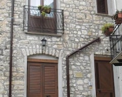 Toàn bộ căn nhà/căn hộ Room Rental In Cartiera (Alessandria della Rocca, Ý)