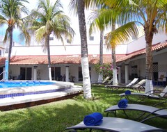 Hotel Plaza Almendros (Isla Mujeres, México)