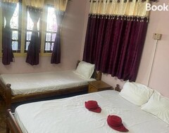 Khách sạn Hotel Pnrs Paradise (Udhagamandalam, Ấn Độ)