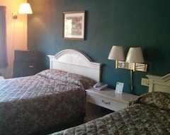 Hotel Quality Quarters Inn (Richmond, Sjedinjene Američke Države)