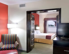 Holiday Inn Express Hotel And Suites Brownsville, An Ihg Hotel (Brownsville, USA)