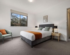 فندق Oxley Court Serviced Apartments (كانبرا, أستراليا)