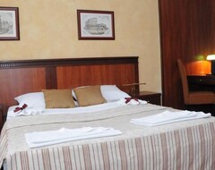 Hotel The Regent Club (Niš, Serbia)