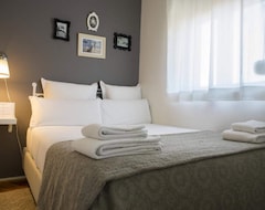 Bed & Breakfast Bcharming House (Porto, Portugal)