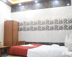 Khách sạn Hotel The Silver (Chandigarh, Ấn Độ)