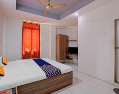 OYO Flagship 80463 Hotel Mini Palace (Vadodara, Indien)
