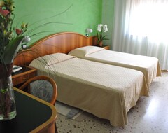 Hotel Maja (Pescara, Italy)