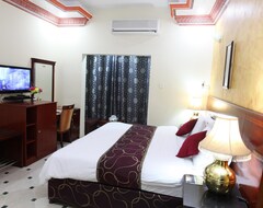 Khách sạn Al Bahjah Hotel (Seeb, Oman)
