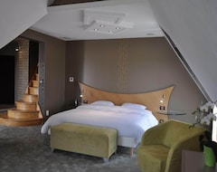 Hotel Le Domaine des Chevaliers de Malte (Villedieu-les-Poêles, France)