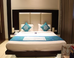 Hotel OYO Rooms Near Garh Road Meerut (Meerut, India)