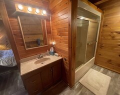 Tüm Ev/Apart Daire Luxury Log Home In The Woods On 60 Private Acres (Kinsman, ABD)