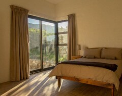 Hotel Phillipskop Mountain Reserve (Stanford, South Africa)