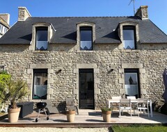 Casa/apartamento entero Fishermans House Completely Renovated On The Port Of Lesconil (sea View) (Plobannalec-Lesconil, Francia)