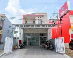 Otel Reddoorz Near Rs Ainun Habibie Parepare (Pinrang, Endonezya)