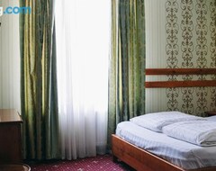 Khách sạn Hotel Shelter Club (Kovel, Ukraina)