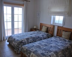 Tüm Ev/Apart Daire Luxury Villa, Private Pool, Quiet Location, View Of Golf Course And Ocean (Aljezur, Portekiz)