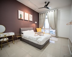 Casa/apartamento entero The Rumah@ Bm City 3 Bedroom (pink Panther) (Penampang, Malasia)