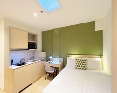 Hotel Coliwoo River Valley 298 (Singapore, Singapore)