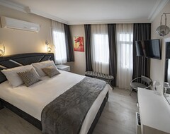 Khách sạn Carrington Suites (Oludeniz, Thổ Nhĩ Kỳ)