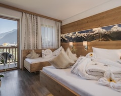 Hotel Apart Central - Premium Mountain&Garden (Mayrhofen, Austrija)