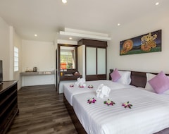 Hotel Phuket Sea Resort (Playa Rawai, Tailandia)