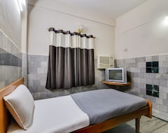 Khách sạn SPOT ON 60917 Hotel Ganesh (Chittoor, Ấn Độ)