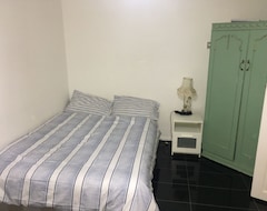 Koko talo/asunto Rooms Available To Let In A Quiet Hose (Lontoo, Iso-Britannia)