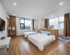 Hotel Ancient Street No. 1 Guesthouse (Wuyishan, China)