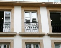 Entire House / Apartment Apartamento Centro Calle Reina (Lugo, Spain)