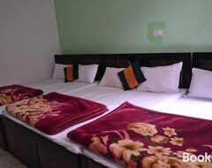 Toàn bộ căn nhà/căn hộ Hotel Kedar Badri, Sitapur (Kedarnath, Ấn Độ)