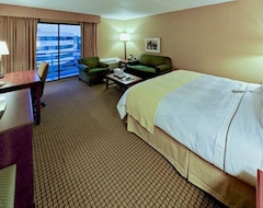 Hotel RL Cleveland Airport West (North Olmsted, USA)