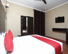 Hotel OYO 14631 Madhuban Resort (Ramnagar, Indija)