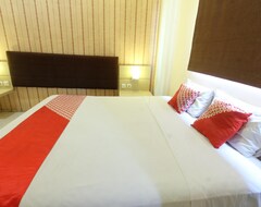 Hotel Oyo 93002 Kost Gayus (Mataram, Indonesien)