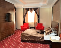 Renion Hills Hotel (Almatı, Kazakistan)