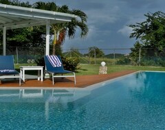 Hotelli Villa Harmony (Gros Islet, Saint Lucia)