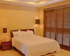 Resort Coralpoint Gardens Suites & Residences (Lapu-Lapu, Filipinler)