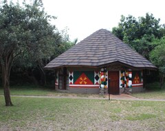 Hotel Dumazulu Lodge&Traditional Village (Hluhluwe, South Africa)