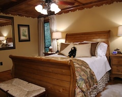 Khách sạn Black Bear Lodge Of Sapphire (Sapphire, Hoa Kỳ)