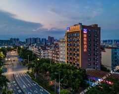 Khách sạn Yeste Hotel (beiliu Passenger Transport Center) (Beiliu, Trung Quốc)