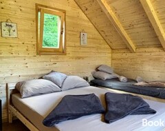 Khu cắm trại Green River - Robinzonski Kamp (Duga Resa, Croatia)