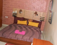 Khách sạn Hotel Encore & Suites (Ikeja, Nigeria)