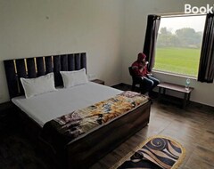 Khách sạn Hotel Sd Grand Palace (Mathura, Ấn Độ)