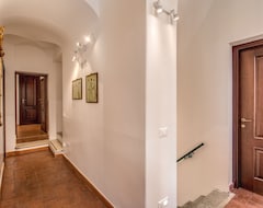 Pansiyon Piccolo Trevi Suites (Roma, İtalya)