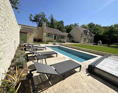 Hele huset/lejligheden Renovated Sheepfold With Swimming Pool Adjacent To Golf Course (Orville, Frankrig)