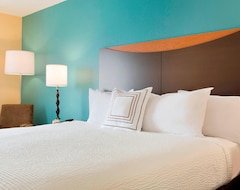Hotel Fairfield Inn & Suites Dallas Plano (Plano, Sjedinjene Američke Države)