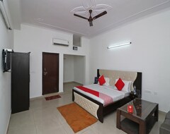 OYO 14802 Hotel Virus Bistro (Haldwani, Indien)