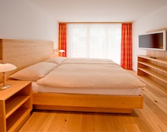Hotelli Jagerhof Serviced Apartements (Zermatt, Sveitsi)