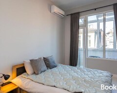 Koko talo/asunto Urban Elegance Apartment (Sofia, Bulgaria)