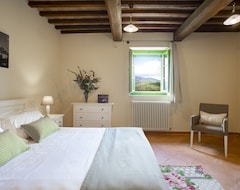 Casa rural Castello di Gallano Resort (Valtopina, Ý)